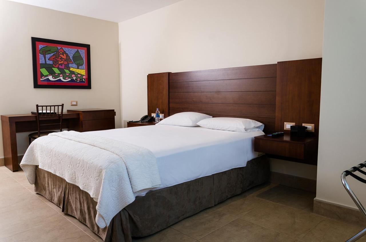 Hotel Marcelius جواياكيل المظهر الخارجي الصورة