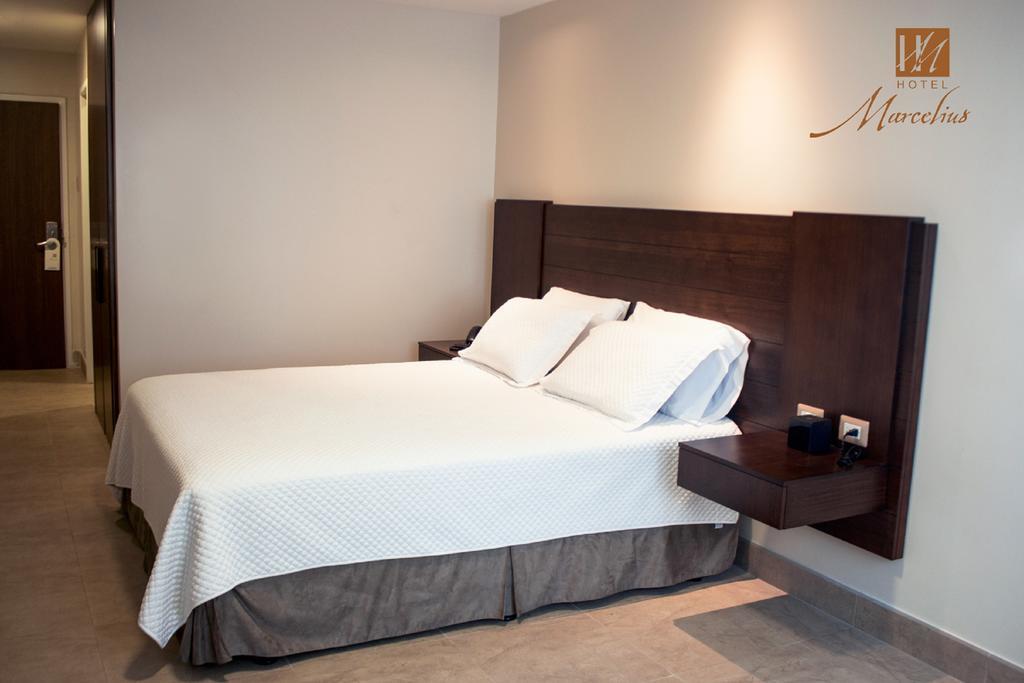 Hotel Marcelius جواياكيل الغرفة الصورة