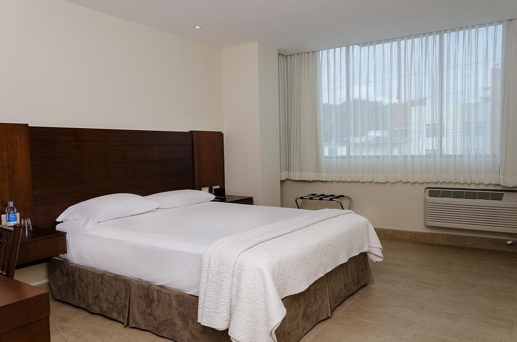 Hotel Marcelius جواياكيل المظهر الخارجي الصورة