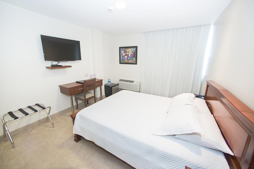 Hotel Marcelius جواياكيل الغرفة الصورة