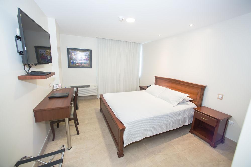 Hotel Marcelius جواياكيل المظهر الخارجي الصورة