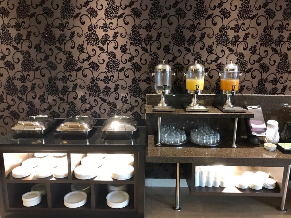 Hotel Marcelius جواياكيل المظهر الخارجي الصورة