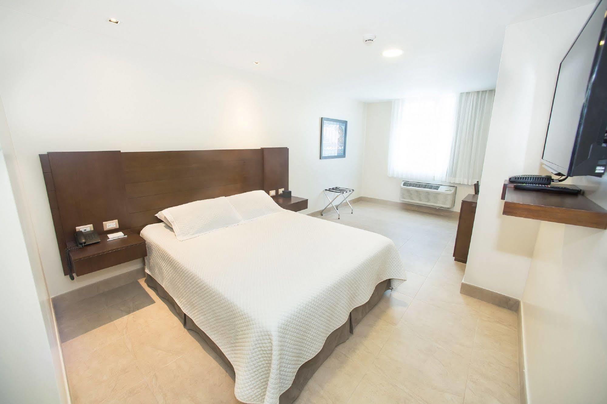 Hotel Marcelius جواياكيل المظهر الخارجي الصورة