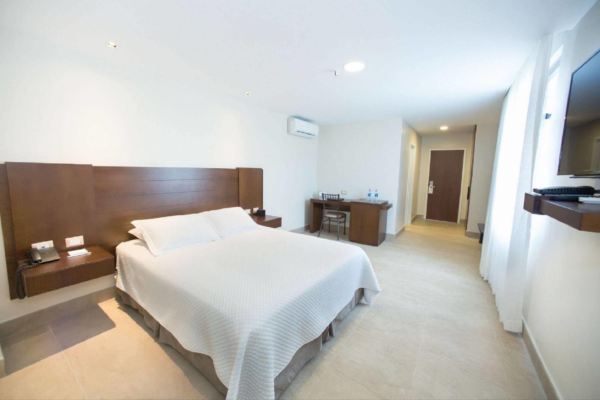 Hotel Marcelius جواياكيل المظهر الخارجي الصورة