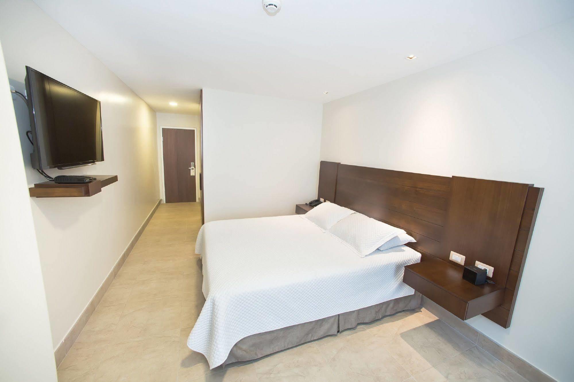 Hotel Marcelius جواياكيل المظهر الخارجي الصورة